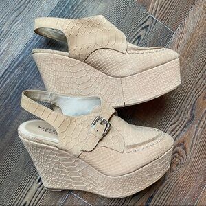 Messeca New York Platform Almond Toe Slingback Cream Light Tan Size 9